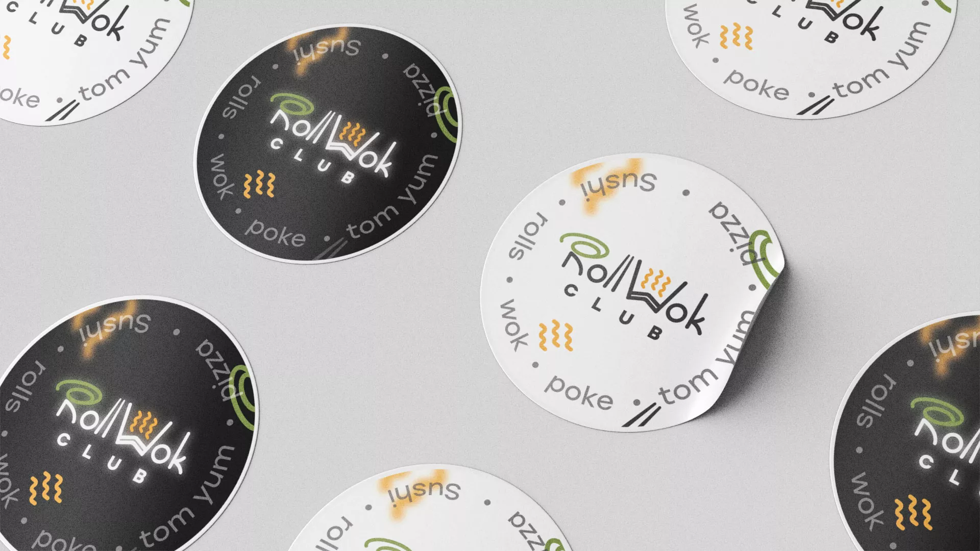 Разработка наклеек для суши-бара «Roll Wok Club» в Мамоново
